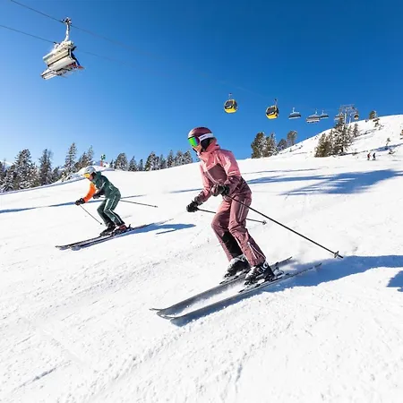 Zauberhaft Майрхофен